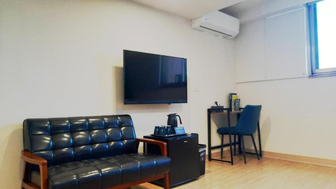 Holo Hotel Tainan Eksteriør bilde